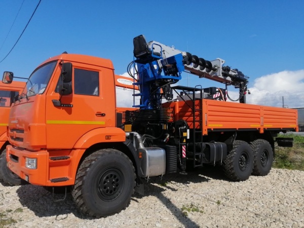 Бортовой автомобиль КАМАЗ 43118-73094-50 с КМУ Галич-150 + Бур + сертиф.люлька